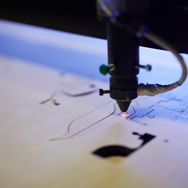 SERVICIO
CORTE Y GRABADO
LÁSER